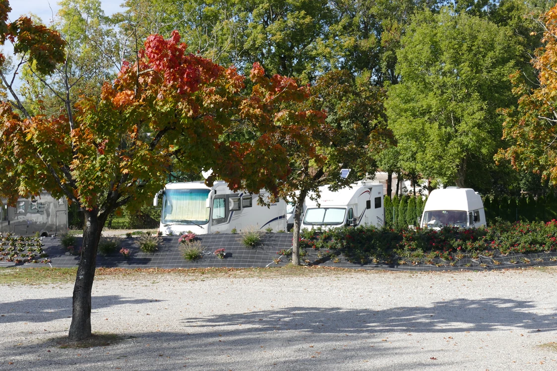 Wohnmobilstellplatz: Wohnmobilstellplatz an der Wutach