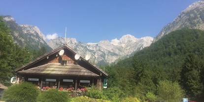 Reisemobilstellplatz - Carniola / Julische Alpen / Laibach / Zasavje - Piknik center pri Jurju