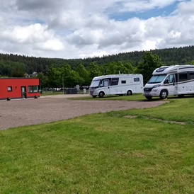 Wohnmobilstellplatz: Stellplatz am Kur-und Familienbad TABBS in Bad Tabarz mit Sozialgebäude (150m entfernt vom Erlebnisbad) - Stellplatz am Kur- und Familienbad TABBS