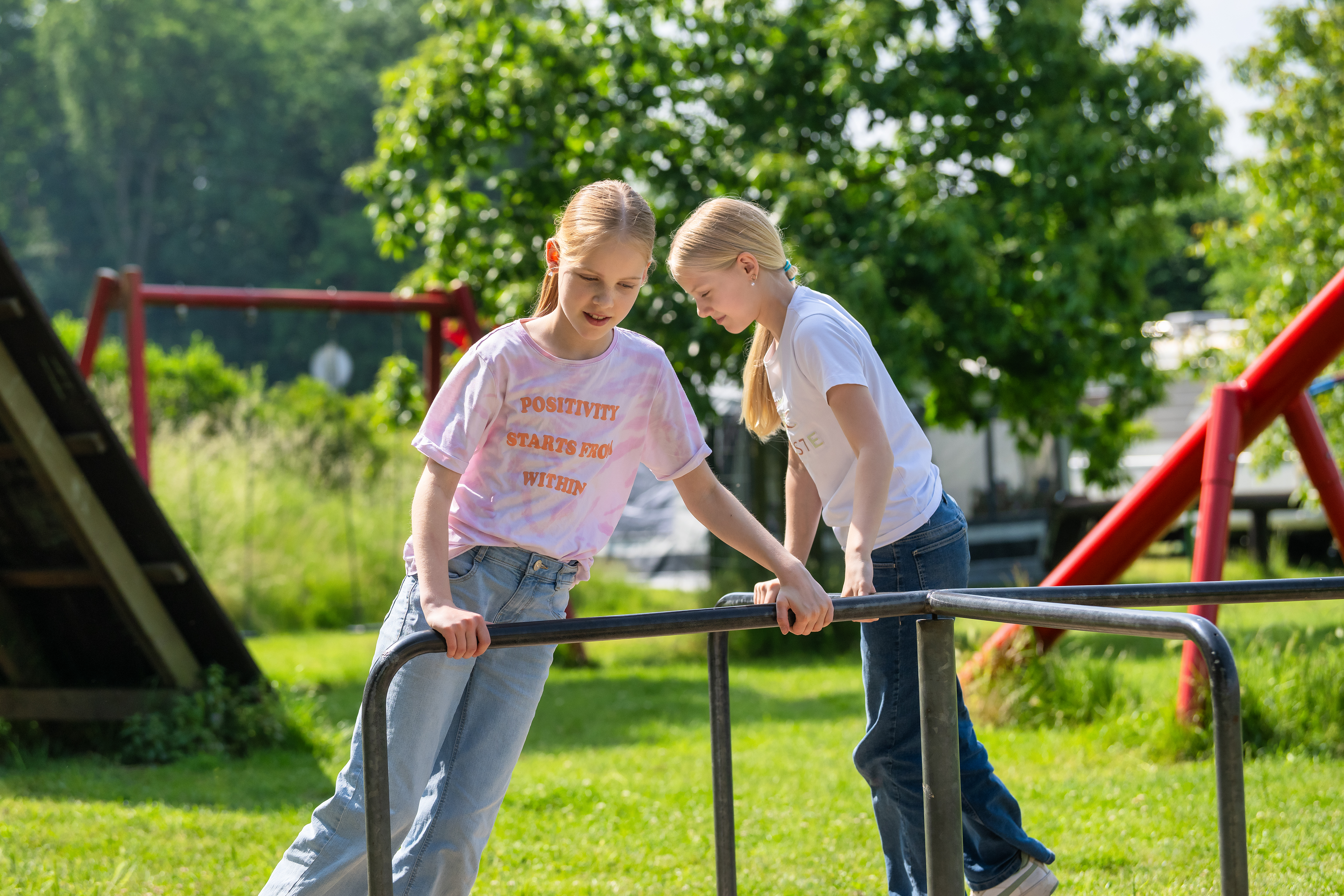 Wohnmobilstellplatz: Freizeitpark Klaukenhof - Klaukenhofkinder auf dem Karussell - Freizeitpark Klaukenhof - Tiempo libre