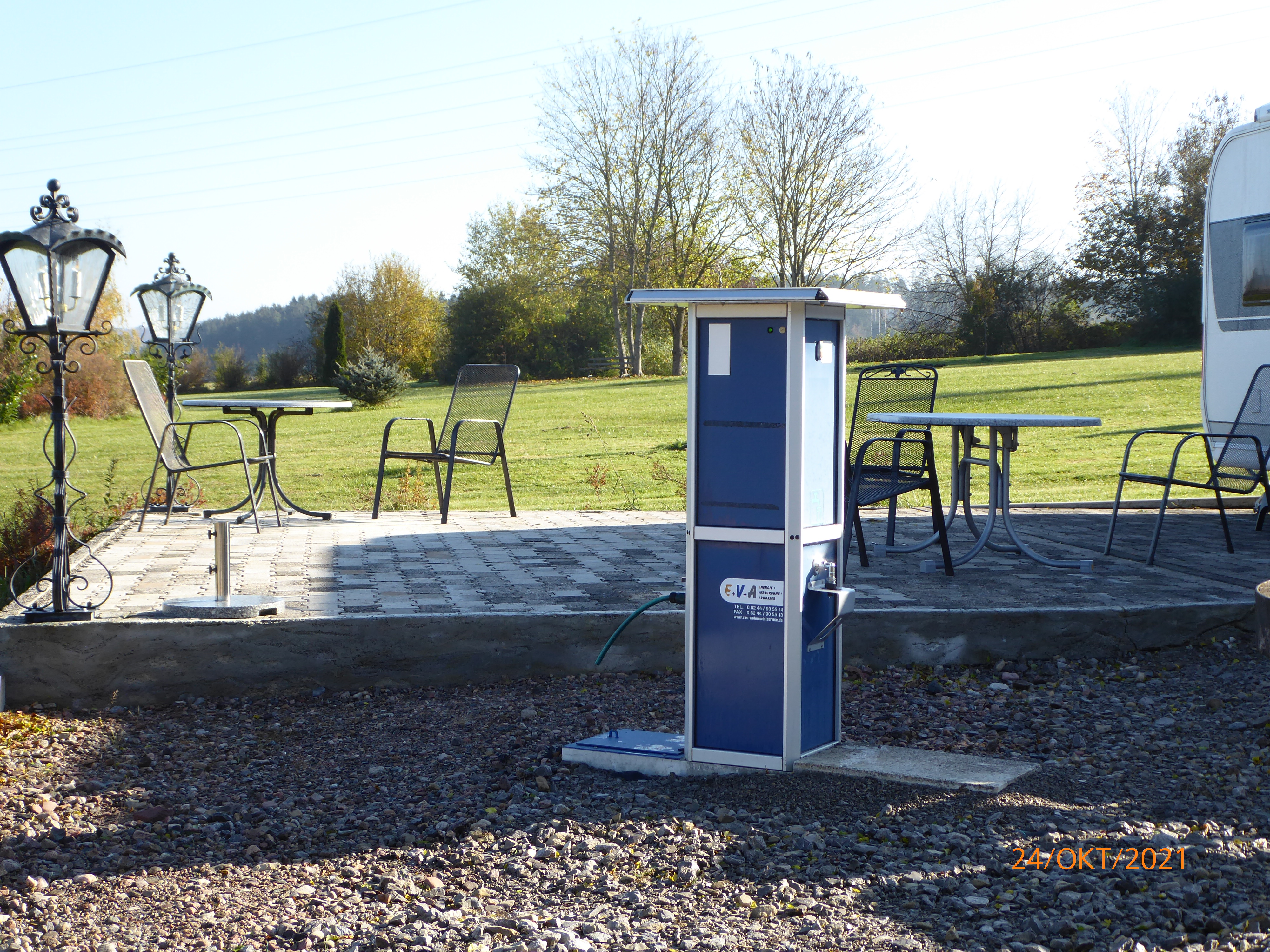 Wohnmobilstellplatz: Stellplatz - Frischwasser mit Grauwasserentsorgung - Rosis Fremdenzimmer und Wohnmobilstellplätze