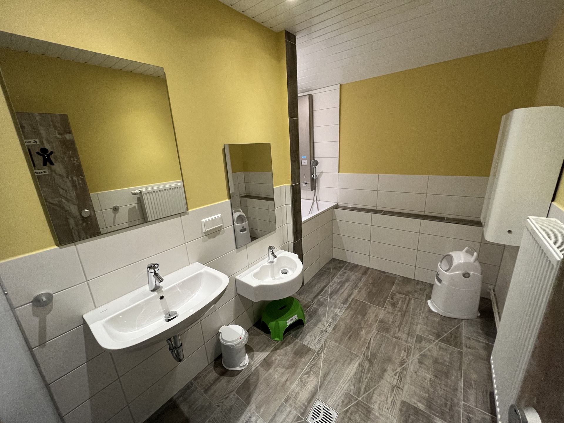 Wohnmobilstellplatz: Campingplatz-Wackerballig