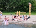 Wohnmobilstellplatz: Kinder am Strand - Freizeitanlage an der Lauchert