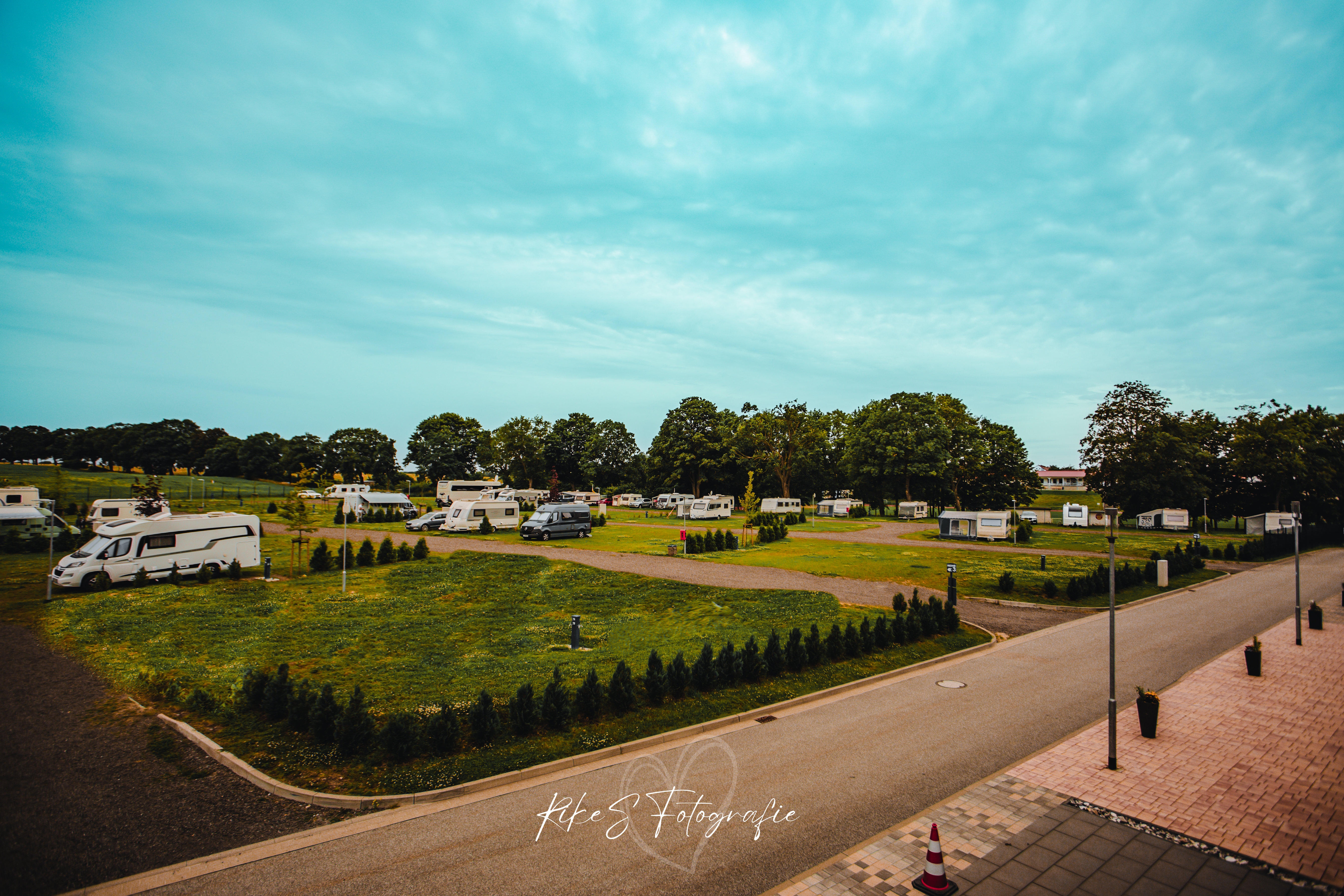 Wohnmobilstellplatz: Caravan & Resort Gützkow