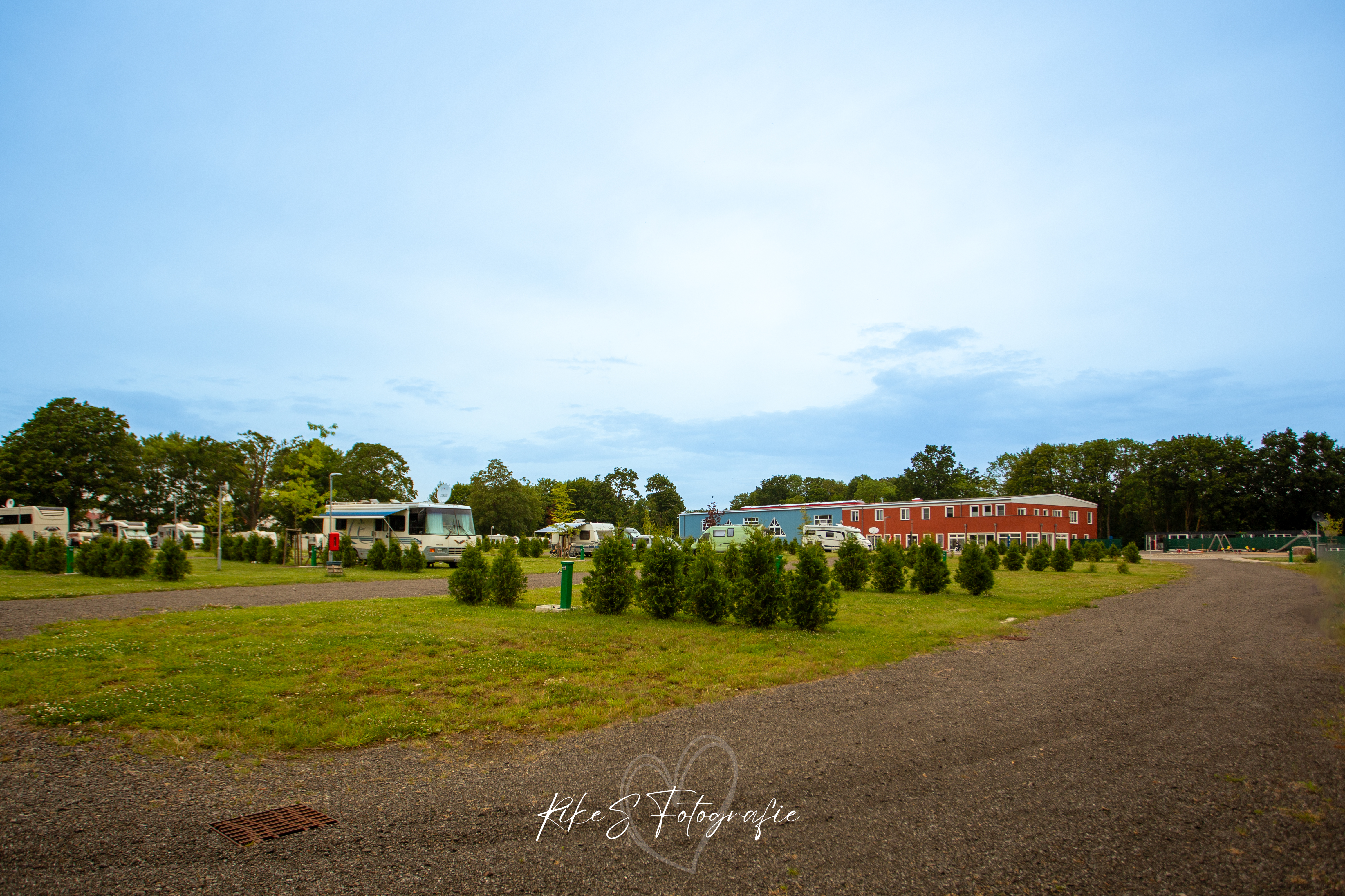 Wohnmobilstellplatz: Caravan & Resort Gützkow