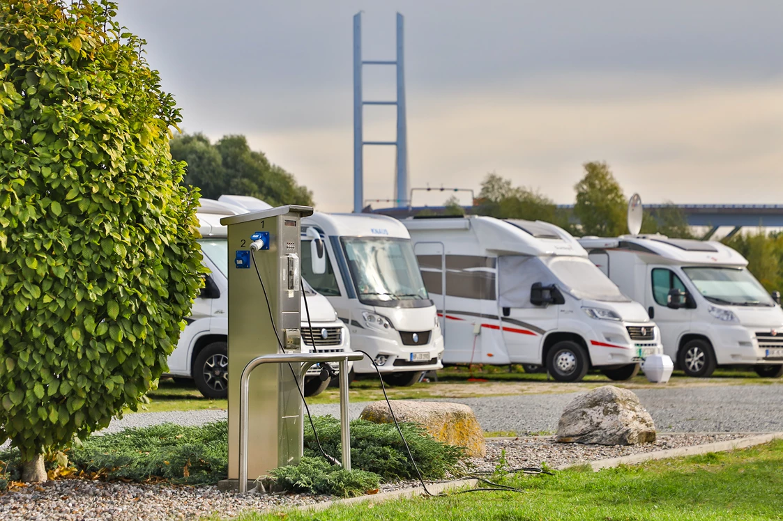 Wohnmobilstellplatz: Stellplatz - Caravanstellplatz "An der Rügenbrücke"