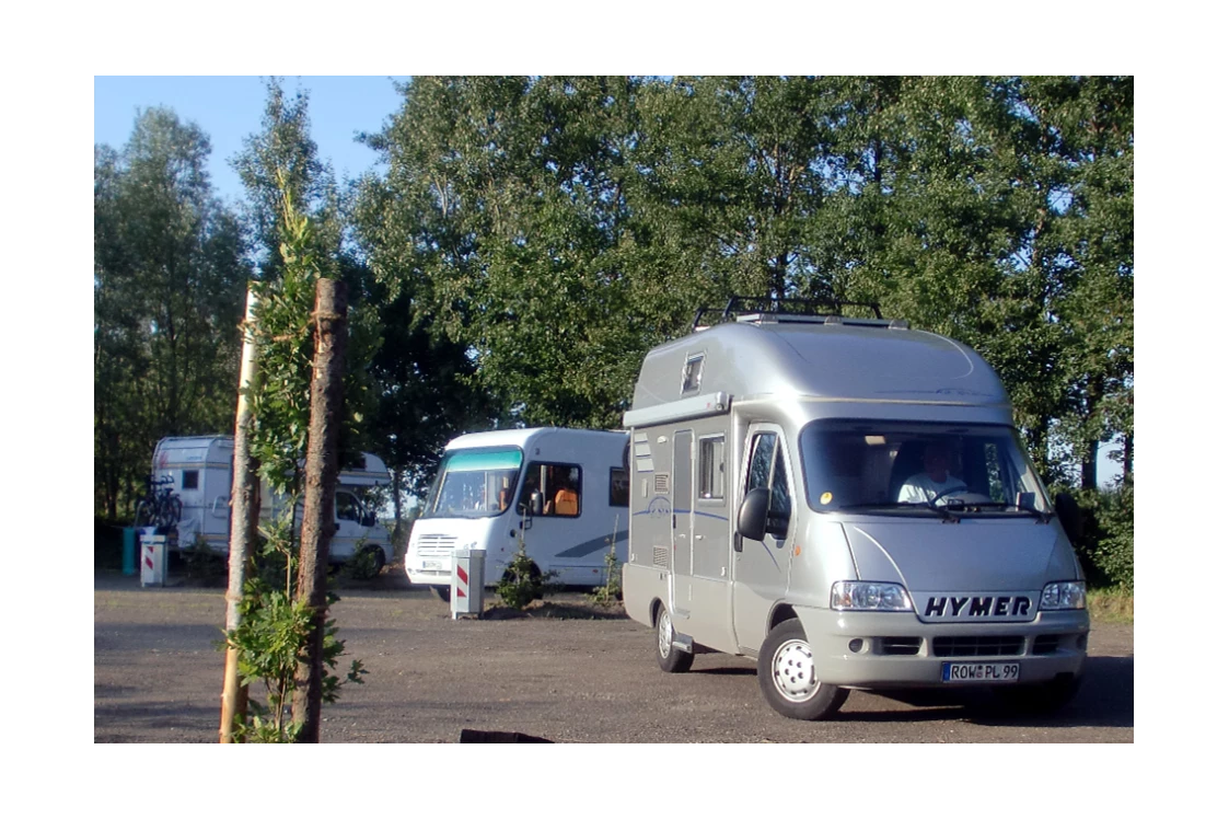 Wohnmobilstellplatz: Stellplatz Oberndorf Bildquelle: Tourismuszentrale Wingst - Wohnmobil-Stellplatz Oberndorf