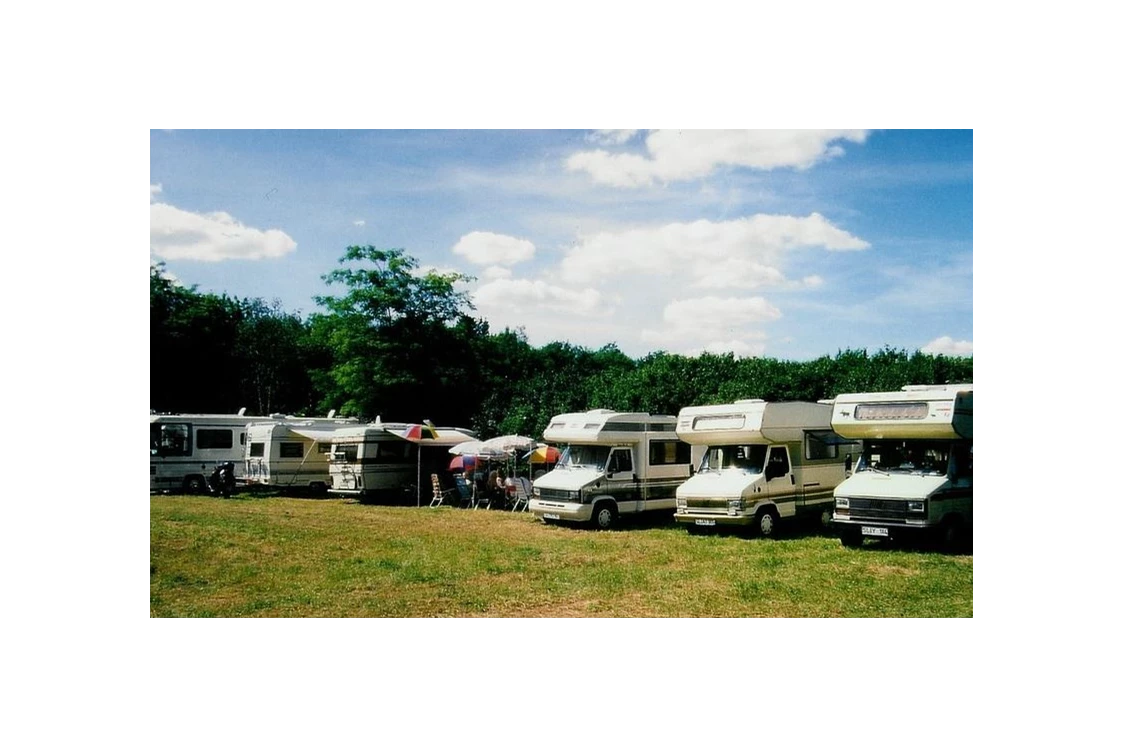 Wohnmobilstellplatz: Homepage http://www.landtouristik-selsingen.de/%C3%BCbernachten/camping-wohnmobil - Wohnmobilstellplatz am Sportzentrum