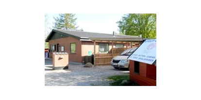 Place de parking pour camping-car - Hundested - Homepage http://www.nyrupcamping.dk - Quickstop - Nyrup Camping
