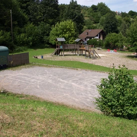 Wohnmobilstellplatz: Stellplatz am Schwimmbad Obertsrot