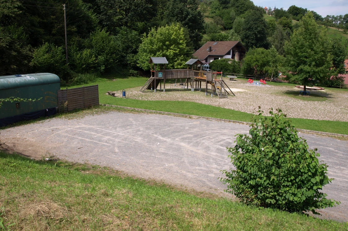 Wohnmobilstellplatz: Stellplatz am Schwimmbad Obertsrot