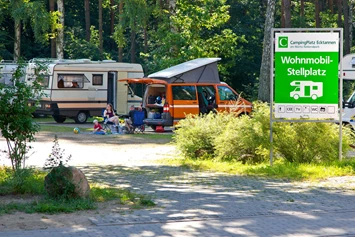 Wohnmobilstellplatz: Wohnmobilstellplatz Ecktannen Einfahrt - CampingPlatz Ecktannen