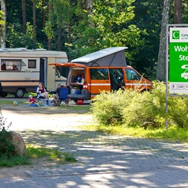 Wohnmobilstellplatz: Wohnmobilstellplatz Ecktannen Einfahrt - CampingPlatz Ecktannen