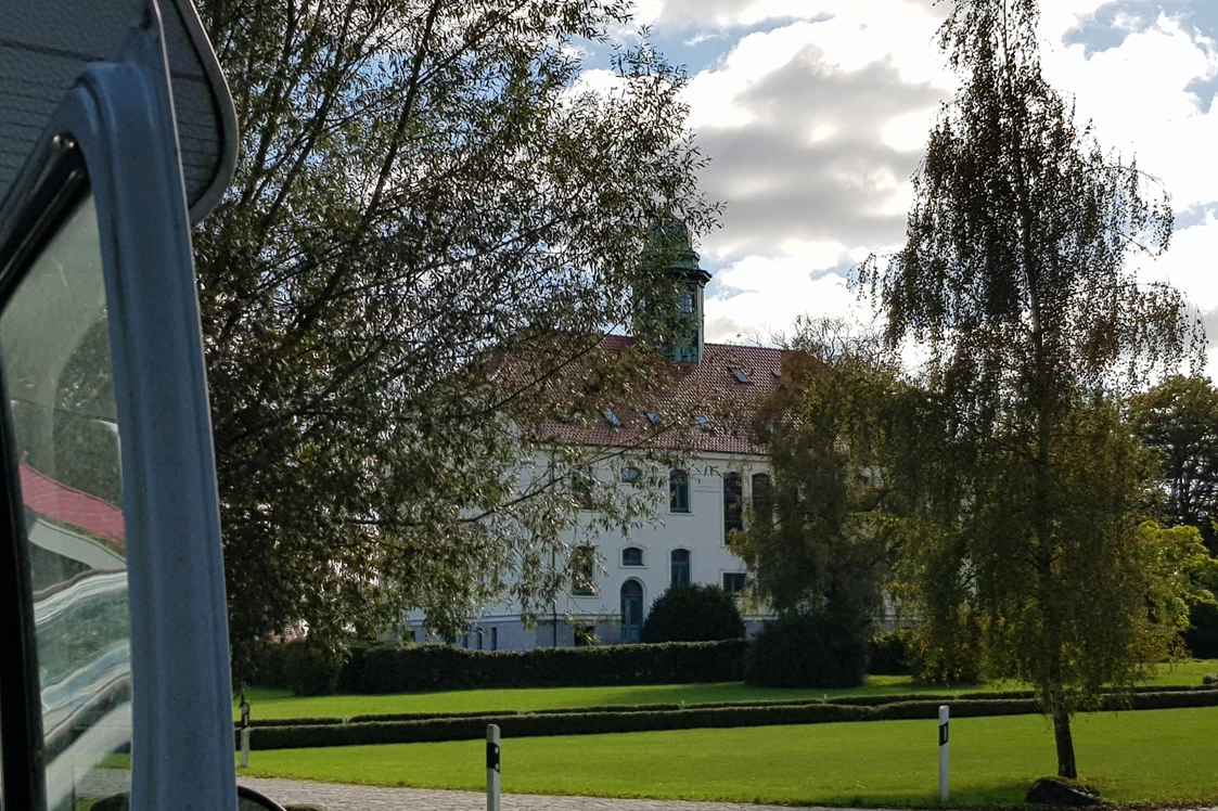 Wohnmobilstellplatz: Stellplatz bei Caravan Krassow