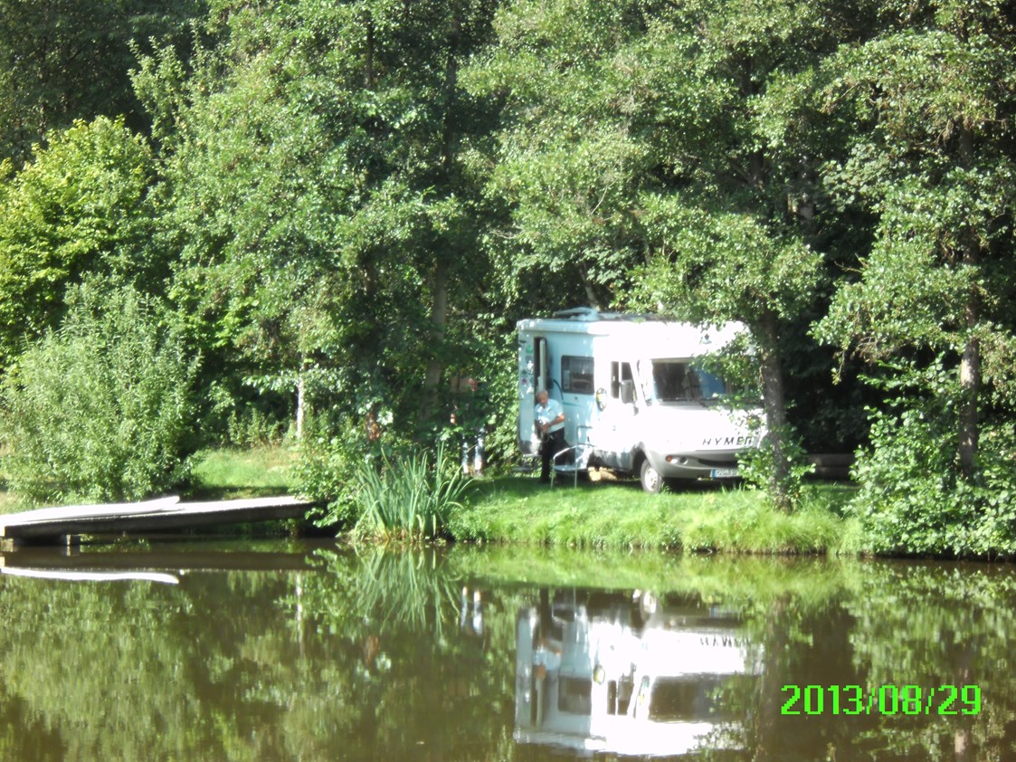 Wohnmobilstellplatz: Urlaub direkt am See ist sehr beliebt - Country Camping Schinderhannes