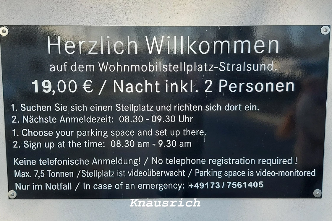 Wohnmobilstellplatz: Wohnmobilstellplatz-Stralsund