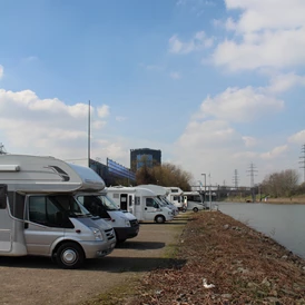 Wohnmobilstellplatz: Stellplatz Marina Oberhausen