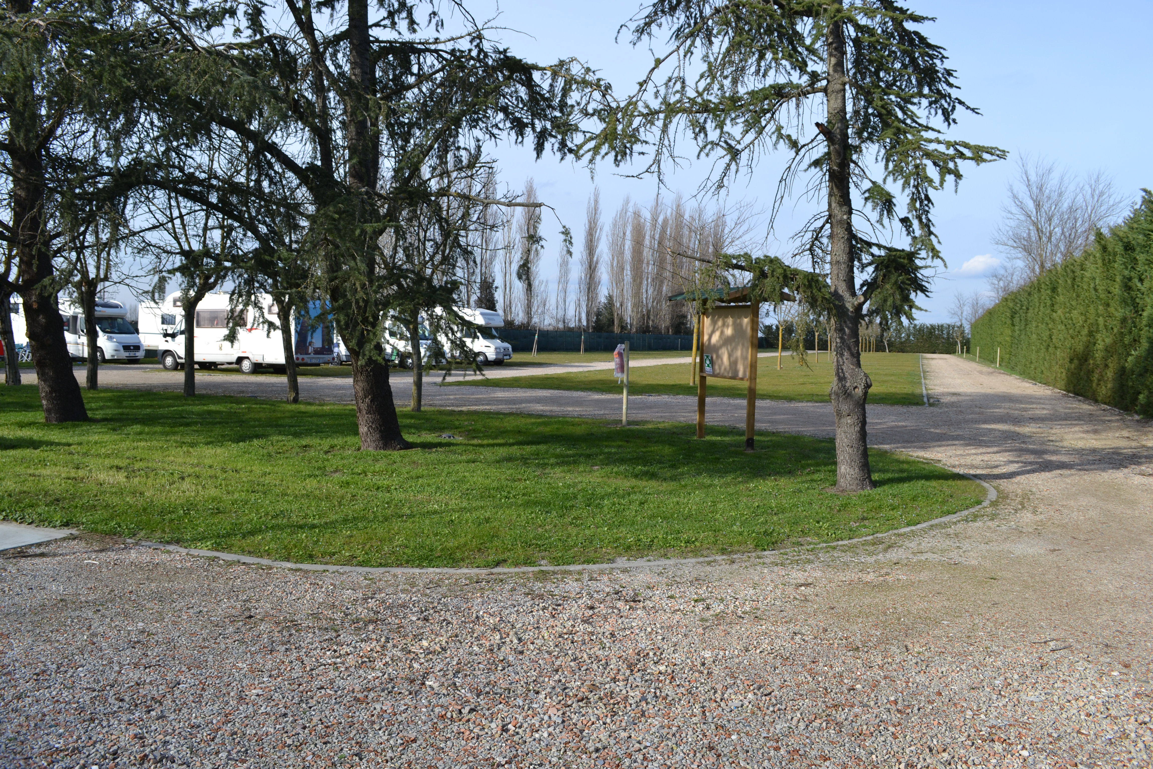 Place de parking pour camping-car - Émilie-Romagne - ARIAPERTA SOSTA CAMPER