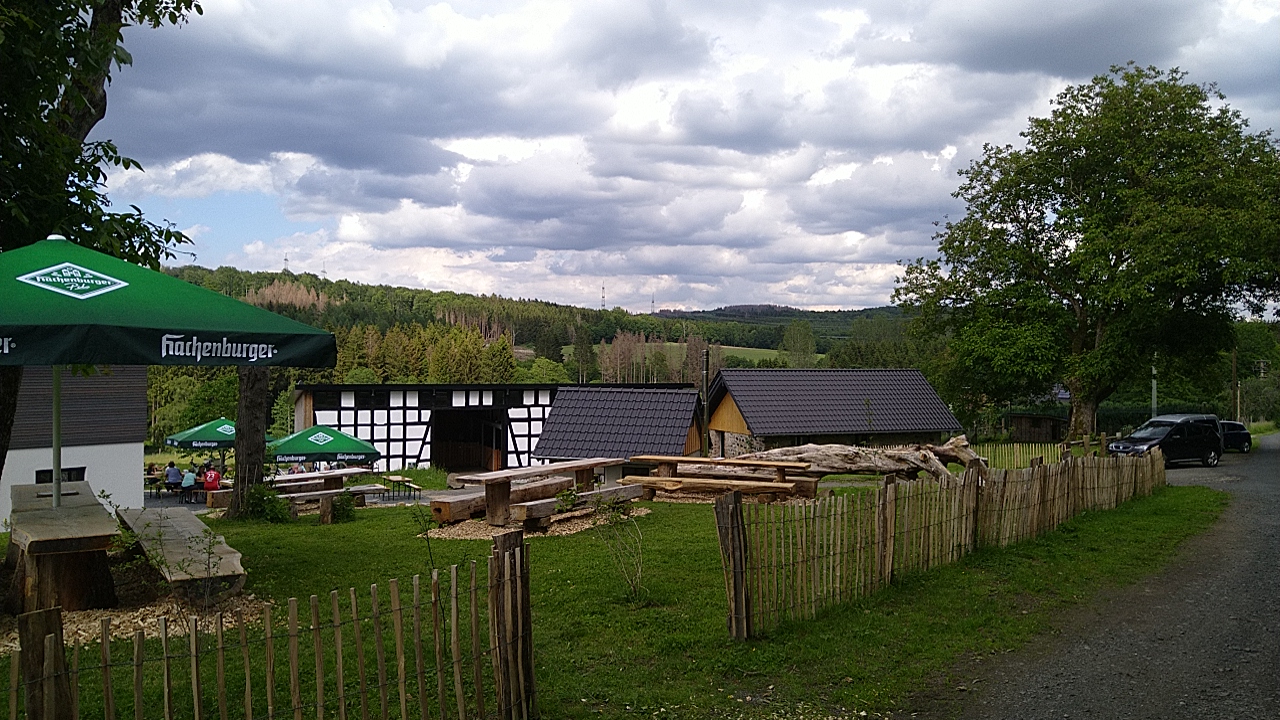 Wohnmobilstellplatz: Straußenhof Hohensayn