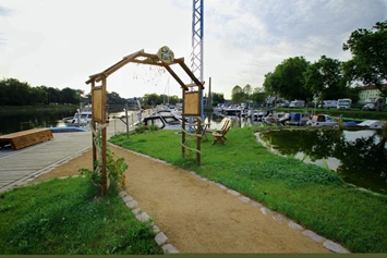 Wohnmobilstellplatz: Stadtmarina Brandenburg