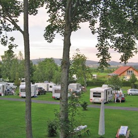Reisemobilstellplatz: Stellplätze - Reisemobilstellplätze am KNAUS Campingpark Hünfeld-Praforst