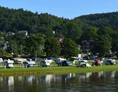 Wohnmobilstellplatz: Womo-Stellplatz Sicht von der Promenade - Wohnmobilstellplatz Bad Karlshafen