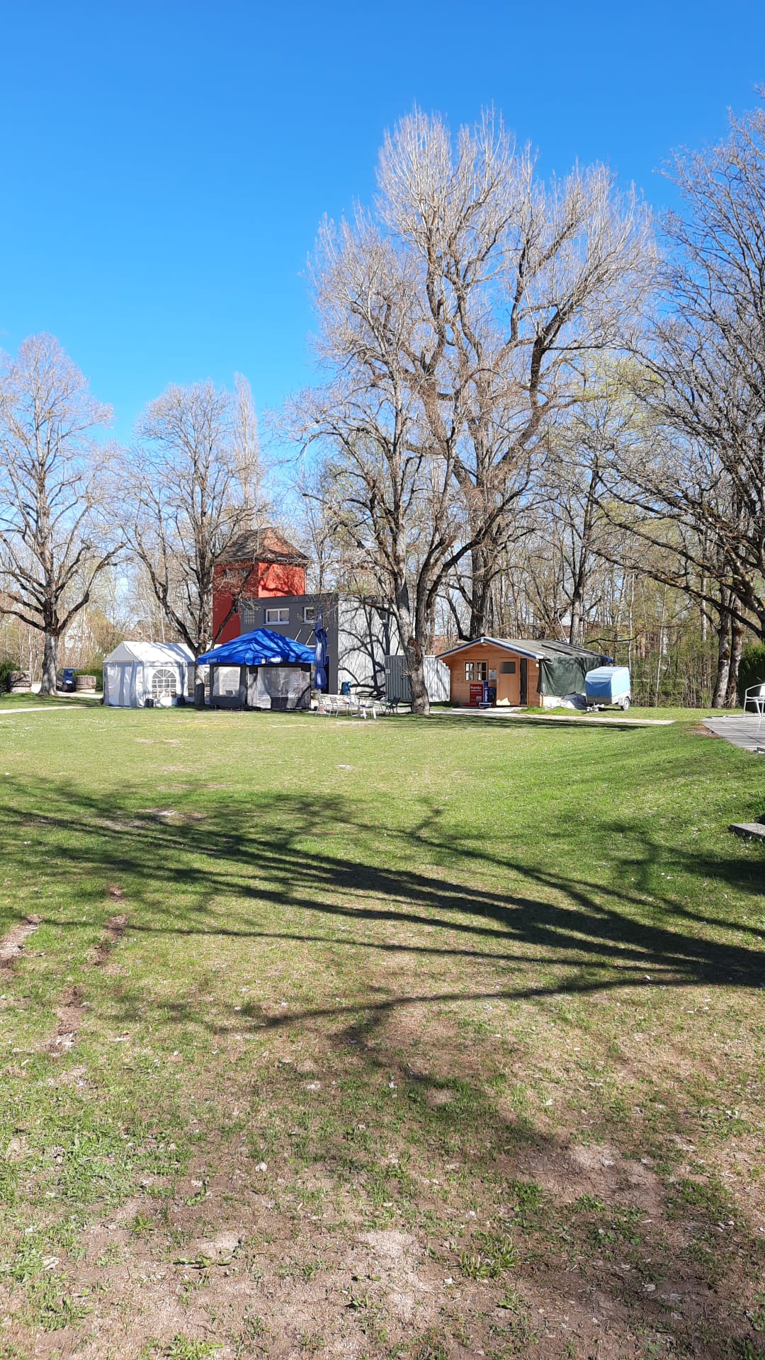 Wohnmobilstellplatz: Kiosk-Wohnmobilplatz-Biergarten  - Wohnmobilstellplatz an der Breg
