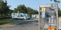 Reisemobilstellplatz - Hunde erlaubt: Hunde erlaubt - Iggensbach - Wohnmobilstellplatz am KurErlebnispark BÄREAL in Grafenau