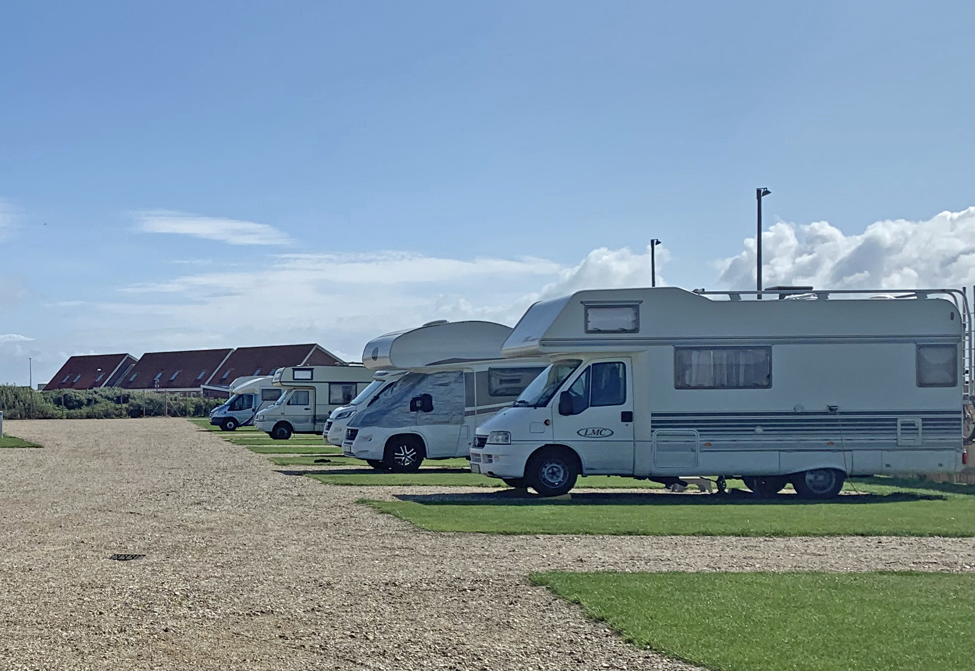 Wohnmobilstellplatz: Thyborön Camping Hotel und Hüttendorf