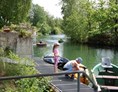 Wohnmobilstellplatz: Bootssteg für Ruderboot, Angelplätze - Campingplatz Blauer See / Reisemobilstellplatz am Blauen See