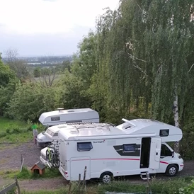 Wohnmobilstellplatz: Drei Stellplätze auf unserem Bauernhof - Marbacherhof 1,  69493 Hirschberg