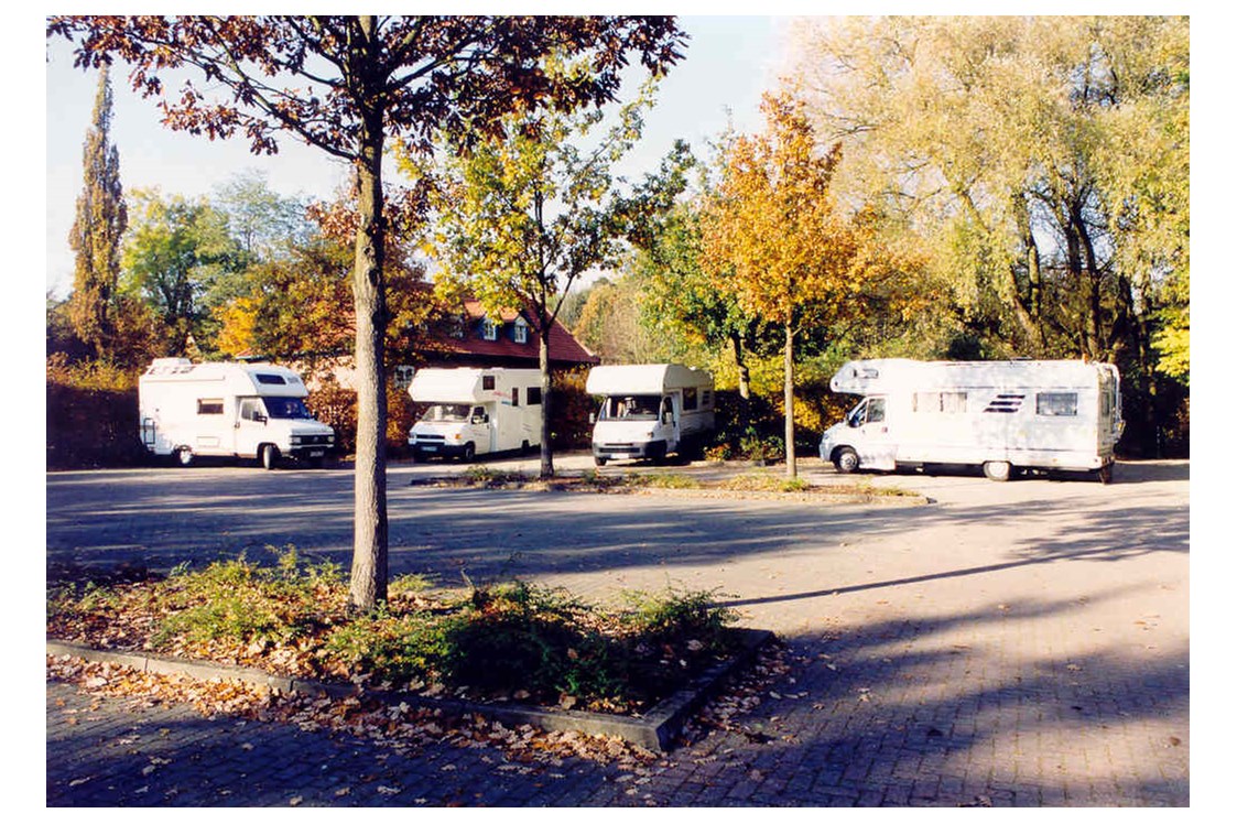 Wohnmobilstellplatz: Parkplatz am Klosterpark Harsefeld